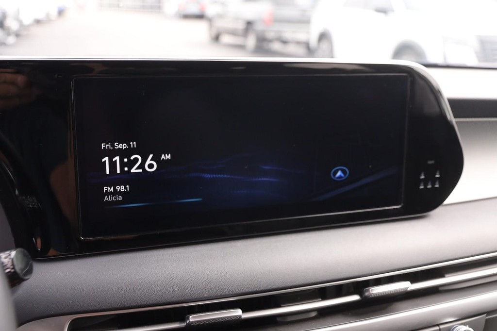 Hyundai Palisade Vehicle Full-screen Gallery Image 17