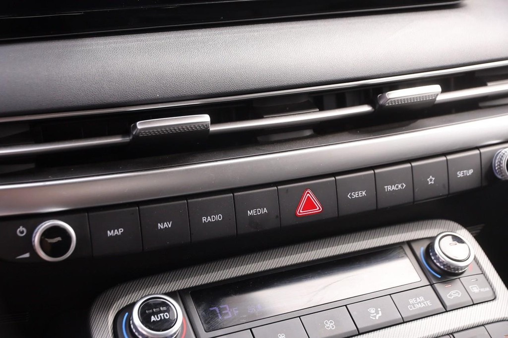 Hyundai Palisade Vehicle Full-screen Gallery Image 20