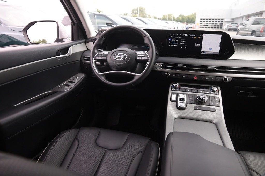 Hyundai Palisade Vehicle Full-screen Gallery Image 25