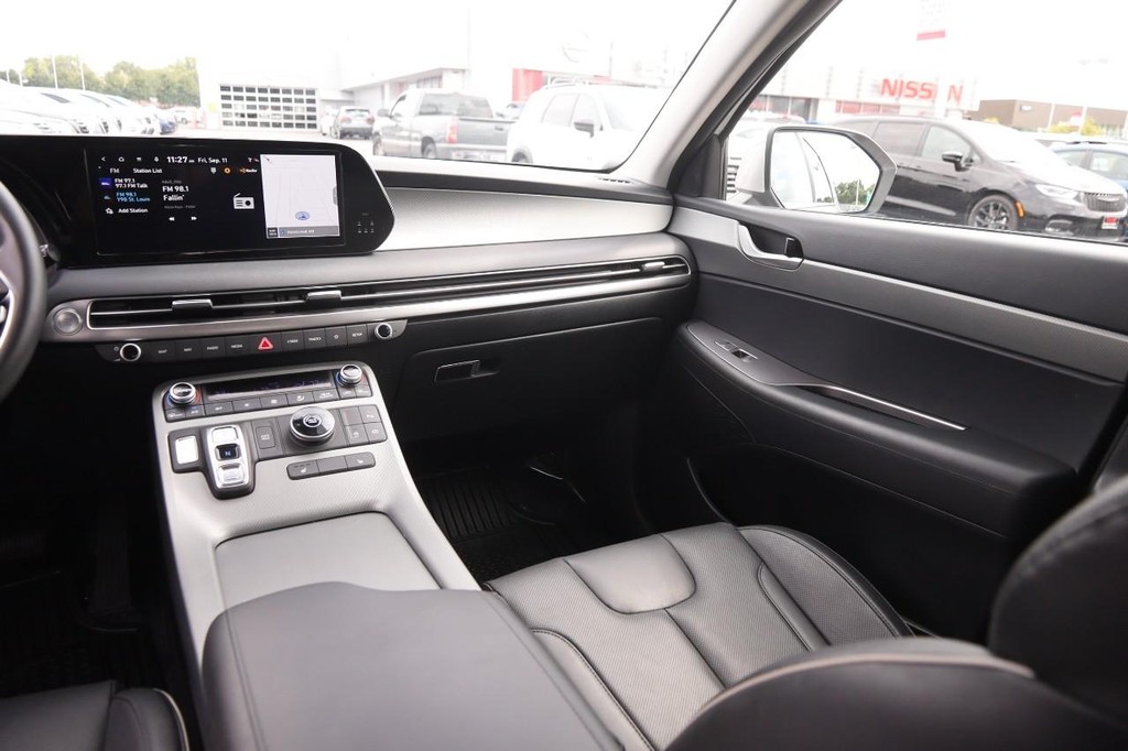 Hyundai Palisade Vehicle Full-screen Gallery Image 28