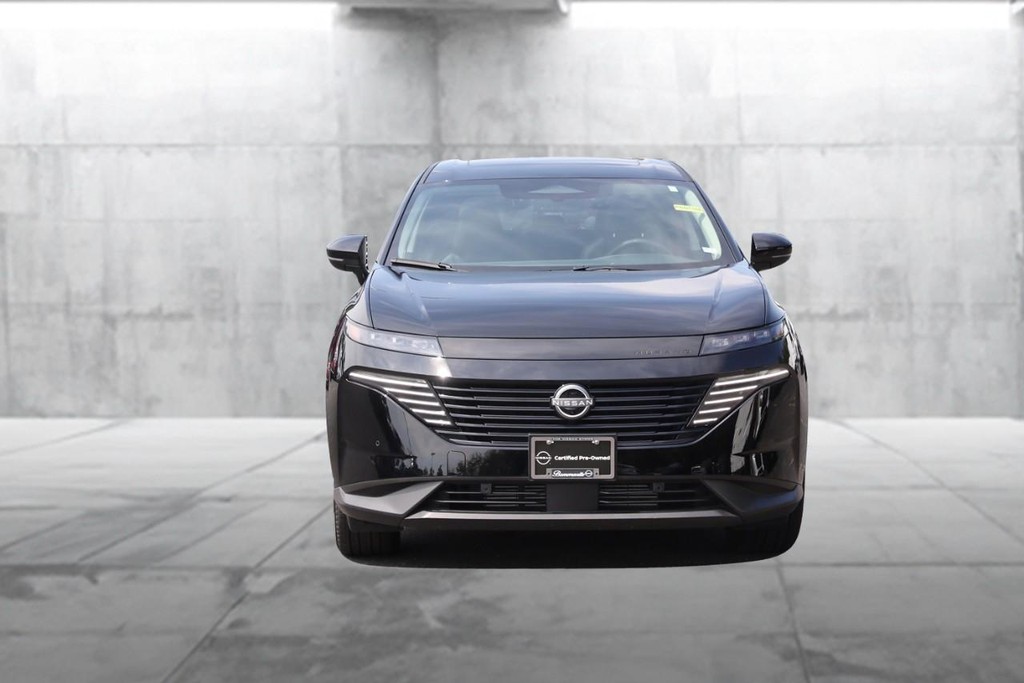 Nissan Murano Vehicle Full-screen Gallery Image 4