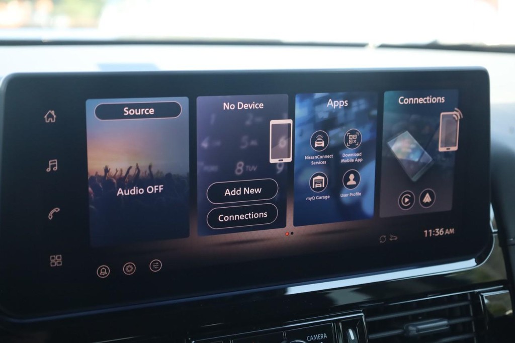 Nissan Pathfinder Vehicle Image 14