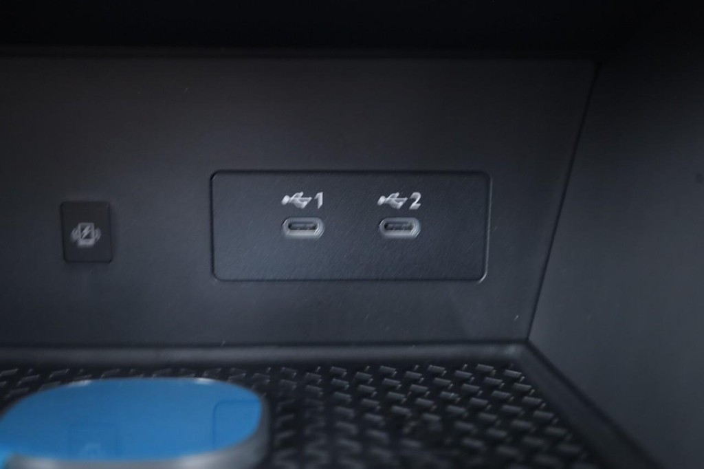 Nissan Pathfinder Vehicle Image 17