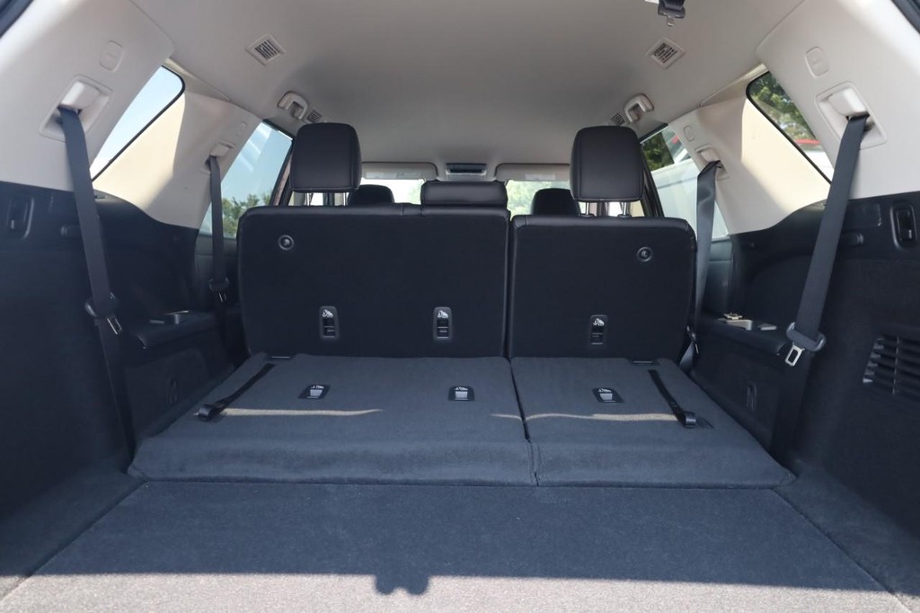 Nissan Pathfinder Vehicle Image 27