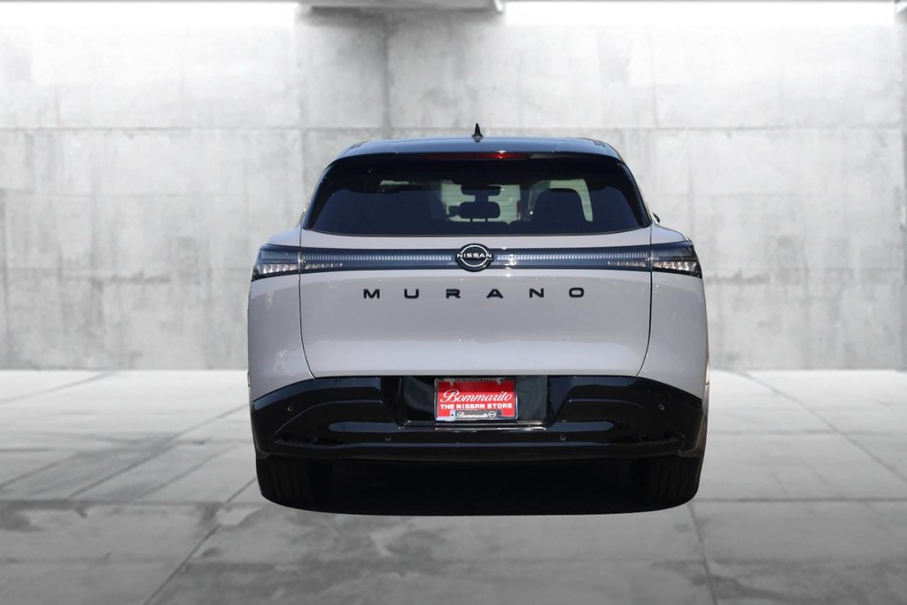 Nissan Murano Vehicle Full-screen Gallery Image 6