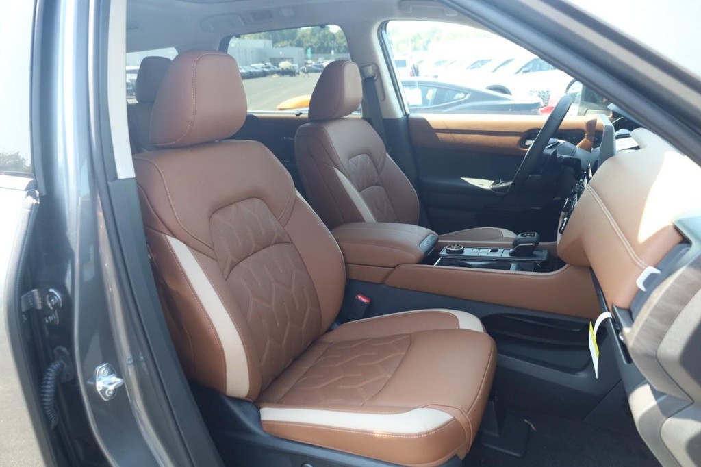 Nissan Pathfinder Vehicle Image 22