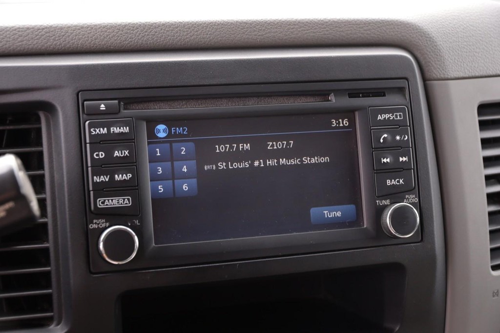 Nissan NV Cargo Vehicle Image 15