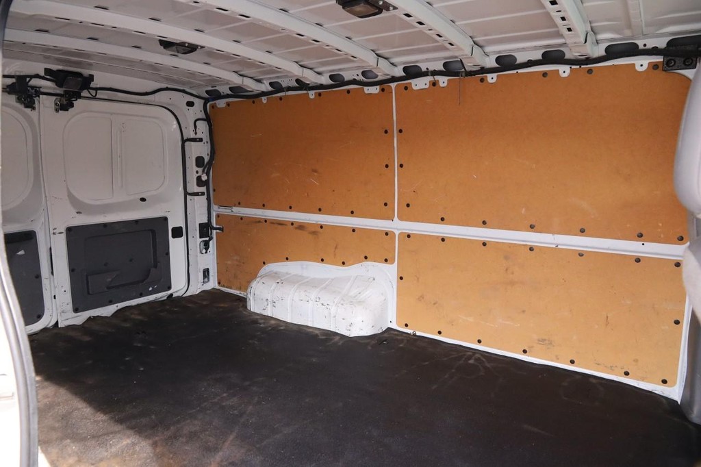 Nissan NV Cargo Vehicle Image 24