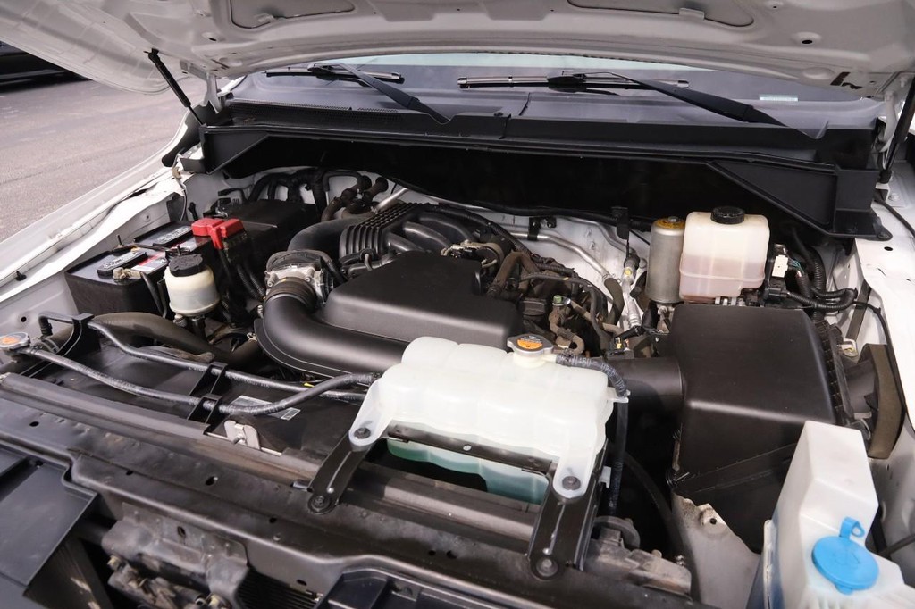 Nissan NV Cargo Vehicle Image 26