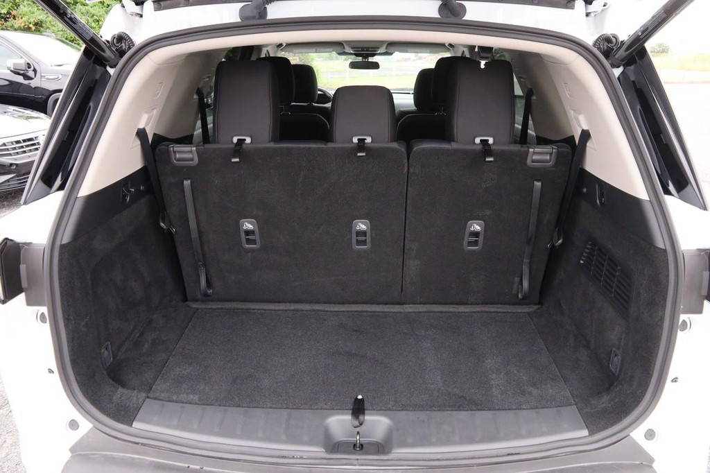 Nissan Pathfinder Vehicle Image 07