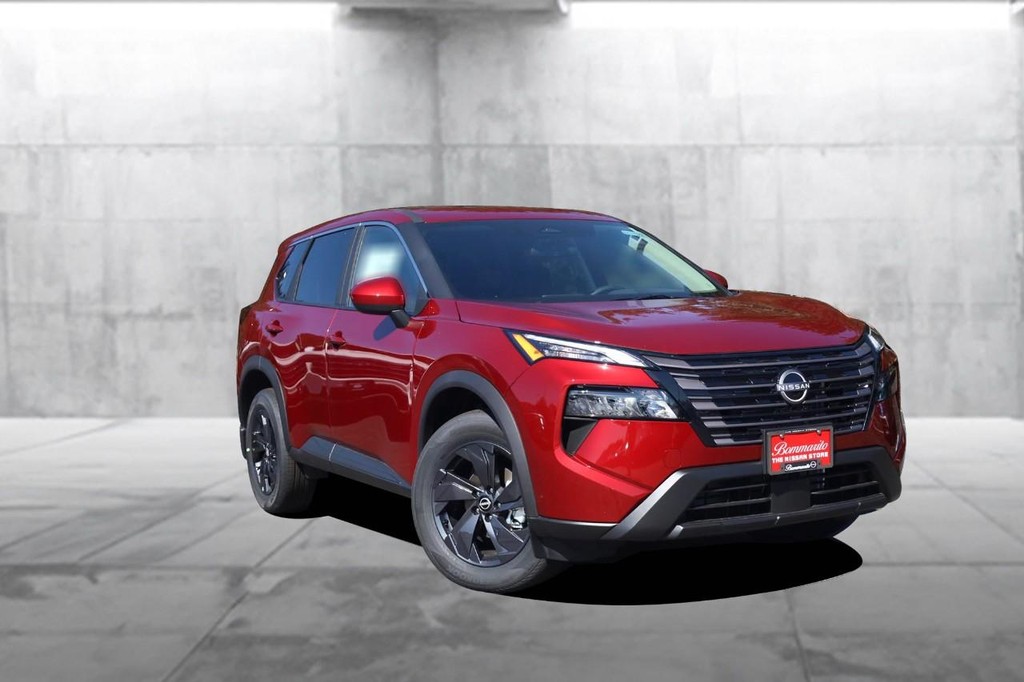Nissan Rogue Vehicle Image 02