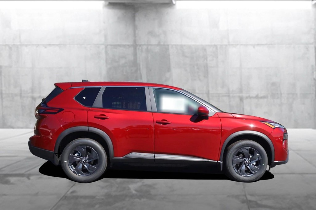 Nissan Rogue Vehicle Image 05