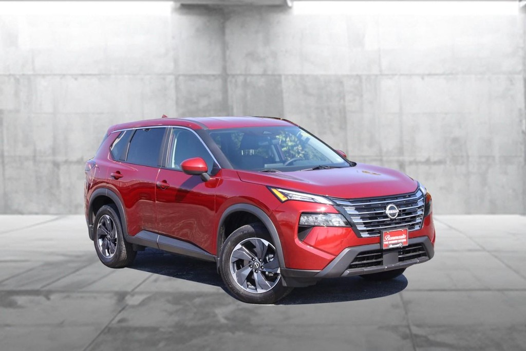 Nissan Rogue Vehicle Full-screen Gallery Image 2