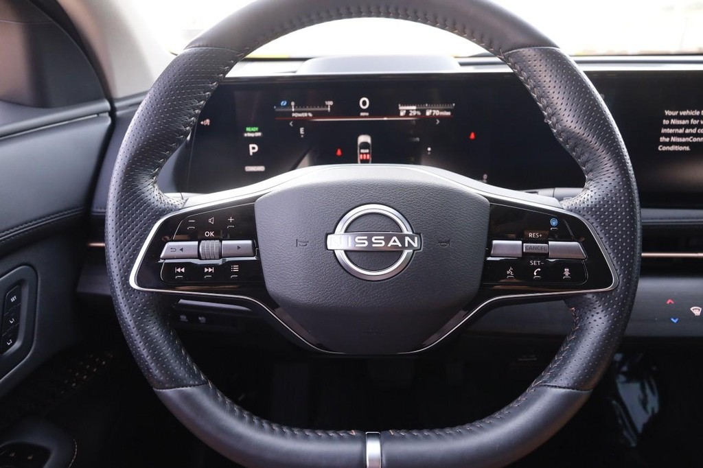 Nissan ARIYA Vehicle Full-screen Gallery Image 10