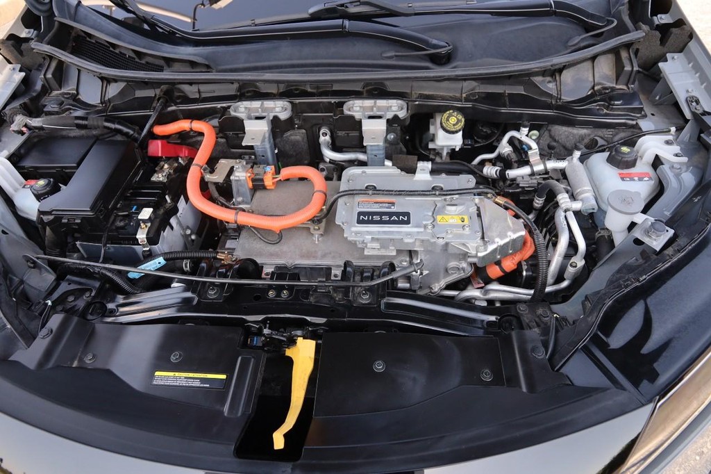 Nissan ARIYA Vehicle Full-screen Gallery Image 28