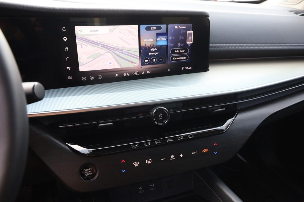 Nissan Murano Vehicle Full-screen Gallery Image 17