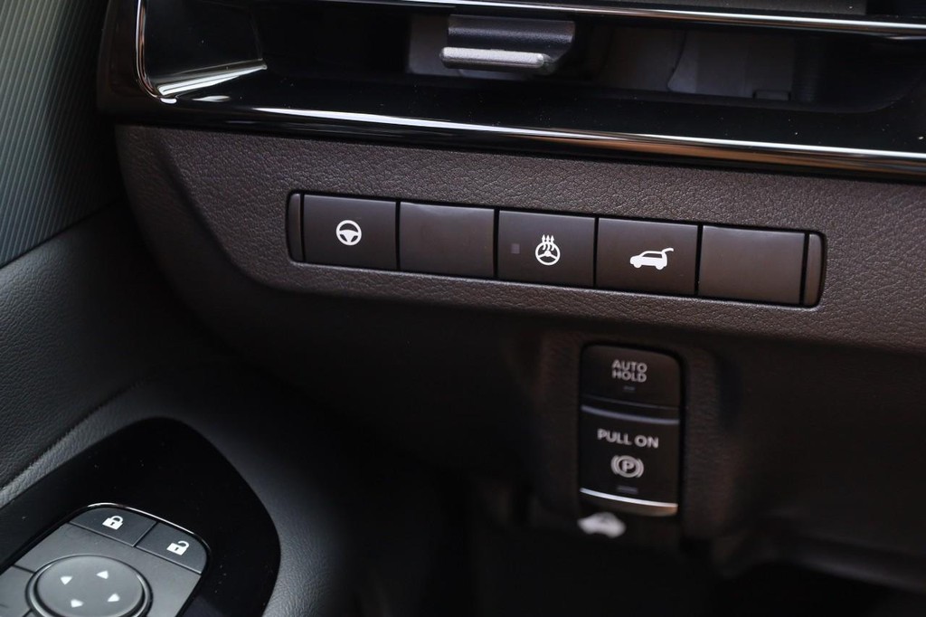 Nissan Murano Vehicle Full-screen Gallery Image 24