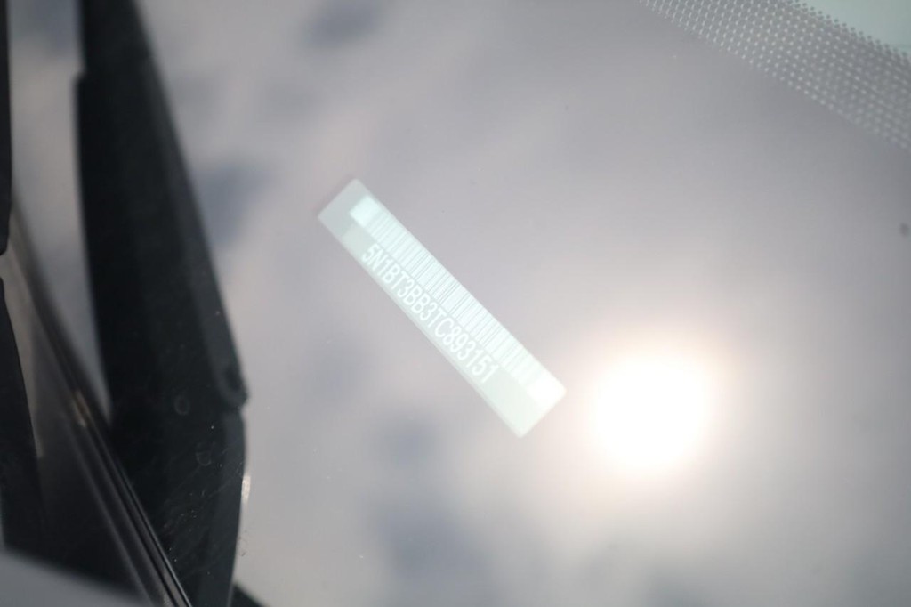 Nissan Rogue Vehicle Image 29