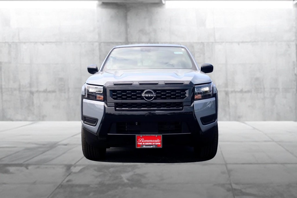 Nissan Frontier Vehicle Image 04