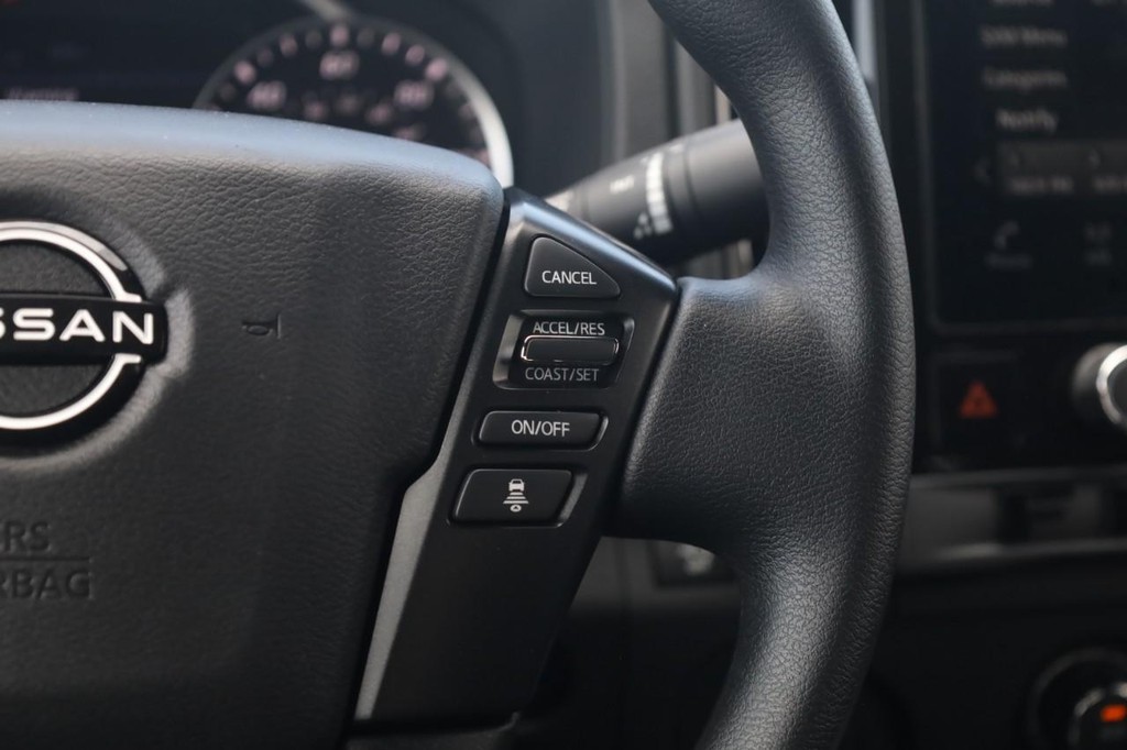 Nissan Frontier Vehicle Image 10