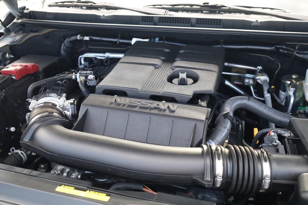Nissan Frontier Vehicle Image 21