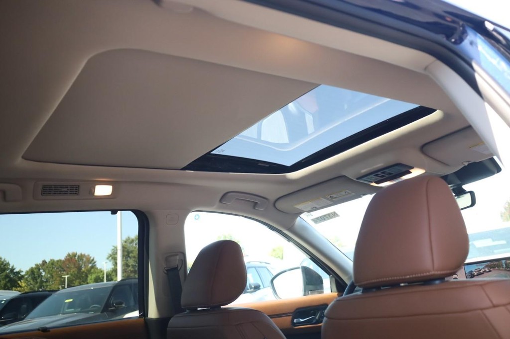 Nissan Pathfinder Vehicle Image 24
