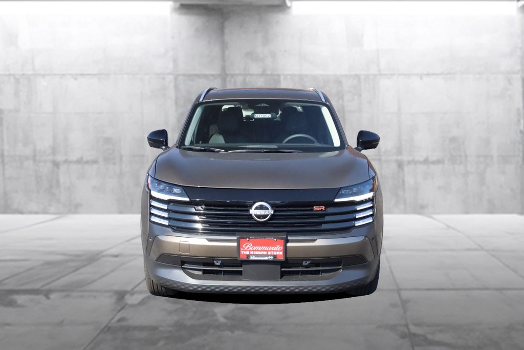 Nissan Kicks Vehicle Image 04