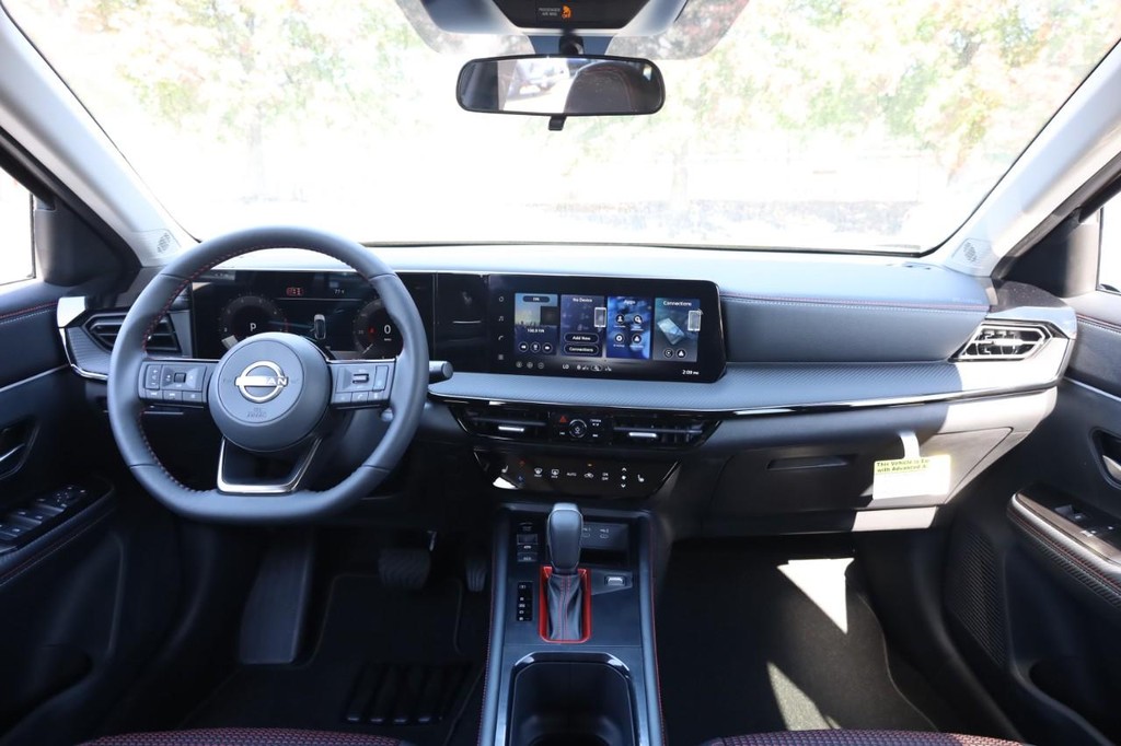 Nissan Kicks Vehicle Image 22