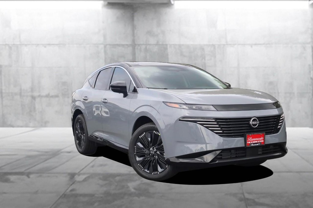 Nissan Murano Vehicle Image 02