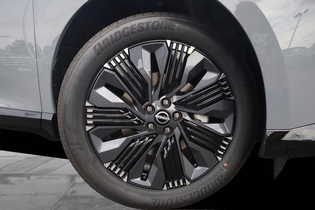 Nissan Murano Vehicle Image 03