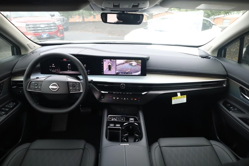 Nissan Murano Vehicle Image 07