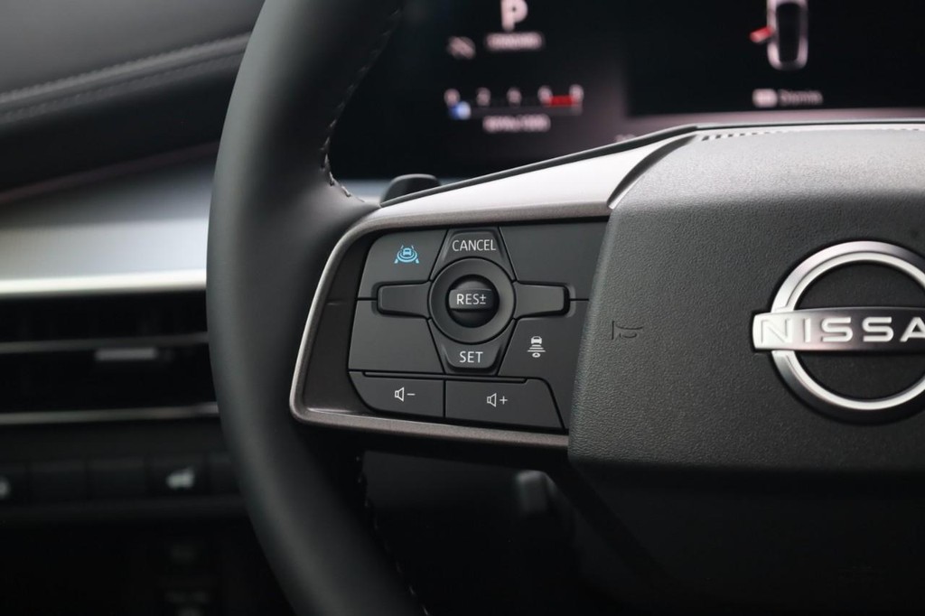 Nissan Murano Vehicle Image 10