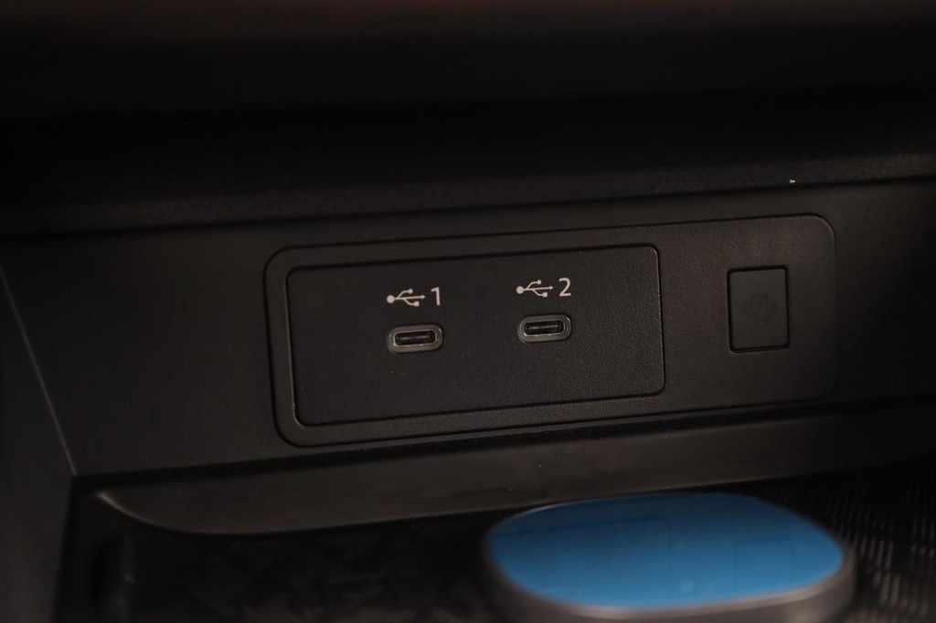 Nissan Murano Vehicle Image 18
