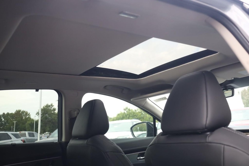 Nissan Murano Vehicle Image 25