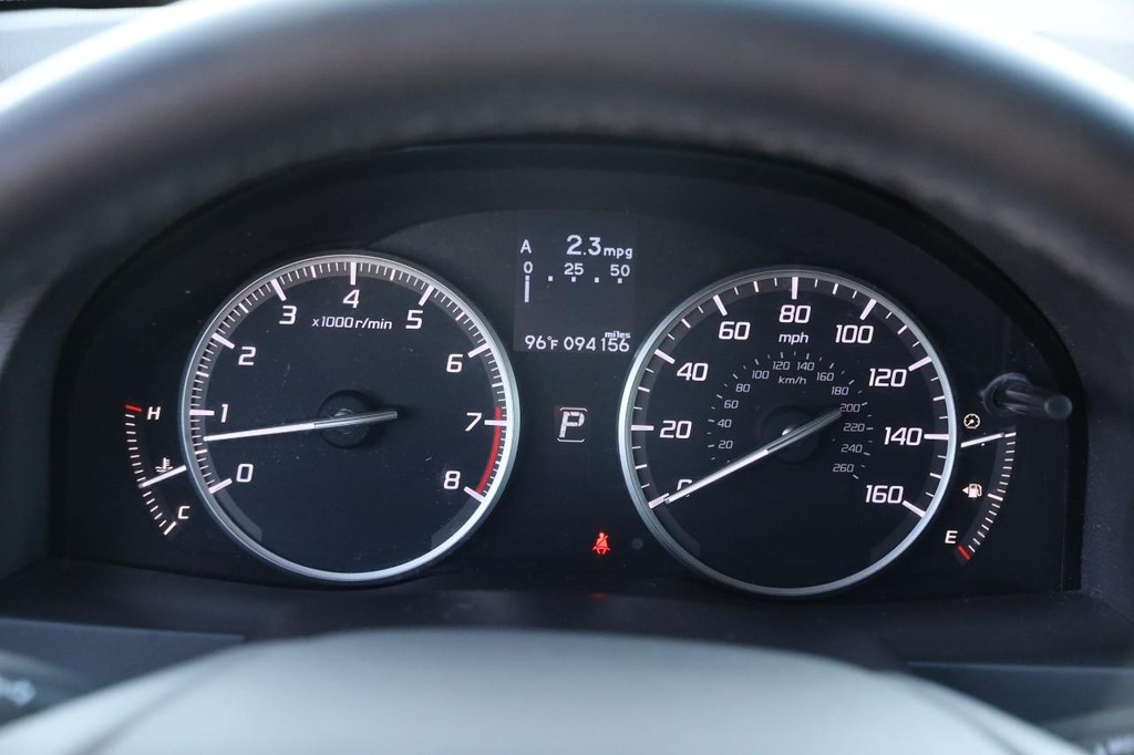 Acura RDX Vehicle Full-screen Gallery Image 14