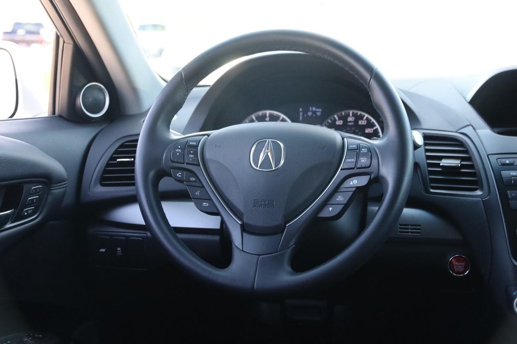 Acura RDX Vehicle Full-screen Gallery Image 25