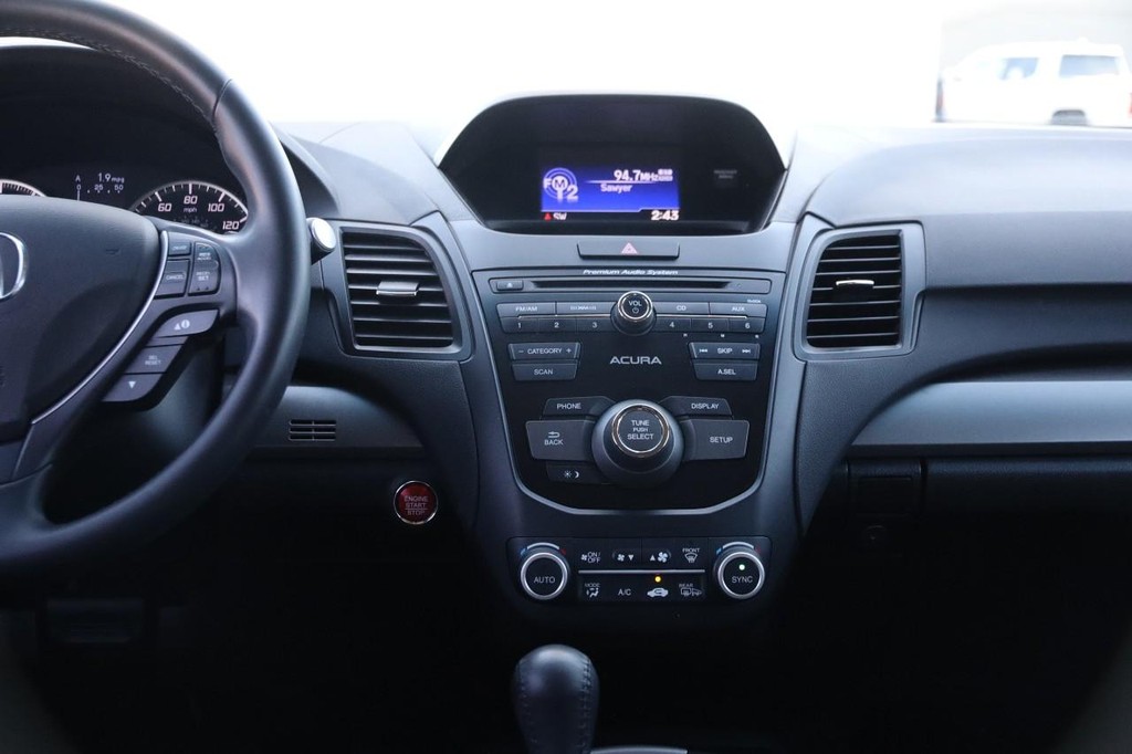 Acura RDX Vehicle Full-screen Gallery Image 26