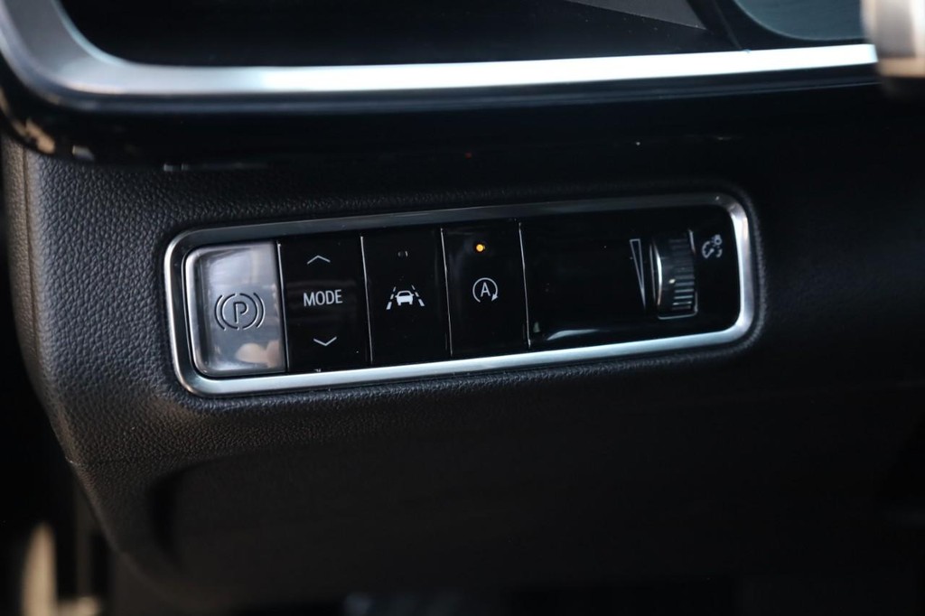Buick Envision Vehicle Full-screen Gallery Image 11