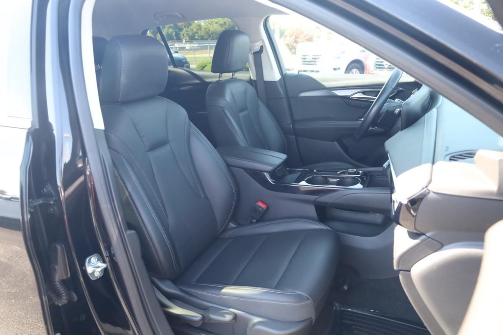 Buick Envision Vehicle Full-screen Gallery Image 18
