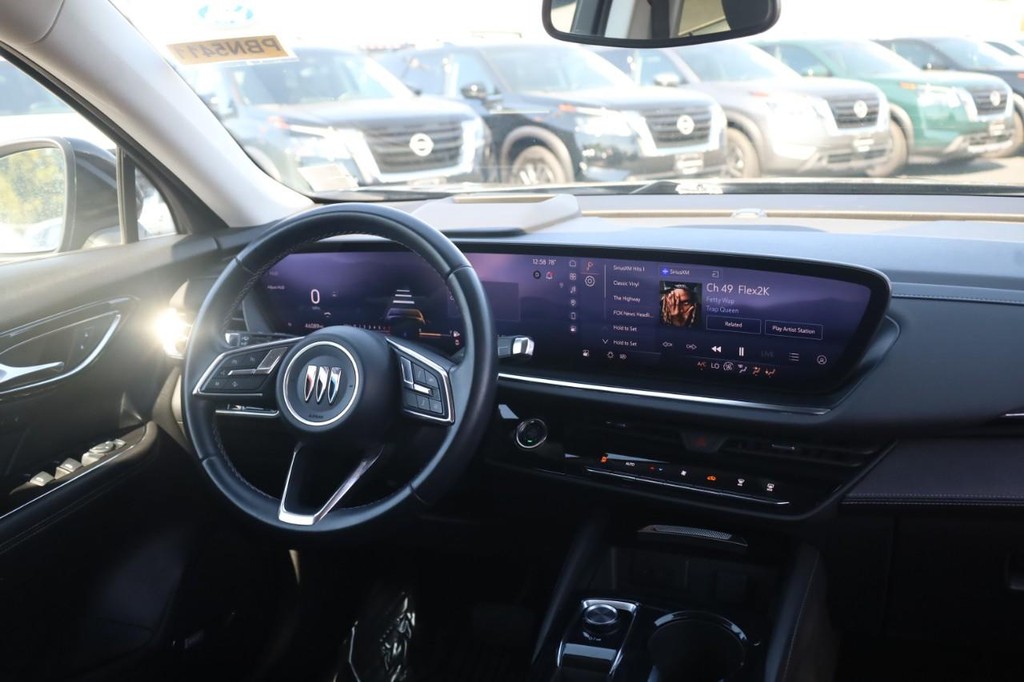Buick Envision Vehicle Full-screen Gallery Image 20