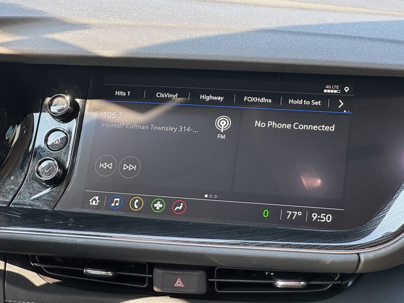 Buick Envision Vehicle Full-screen Gallery Image 14