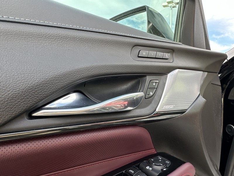 Cadillac CT4 Vehicle Full-screen Gallery Image 20