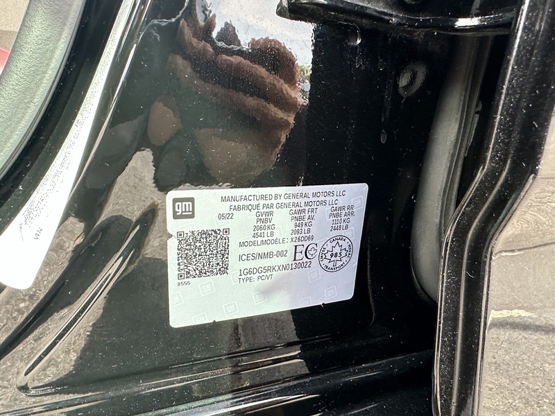 Cadillac CT4 Vehicle Full-screen Gallery Image 22