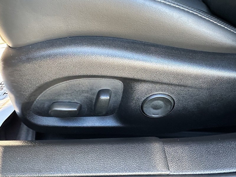 Cadillac CT5 Vehicle Full-screen Gallery Image 20