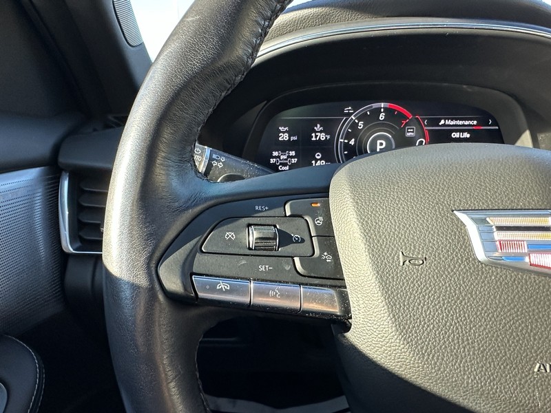 Cadillac CT5 Vehicle Full-screen Gallery Image 24