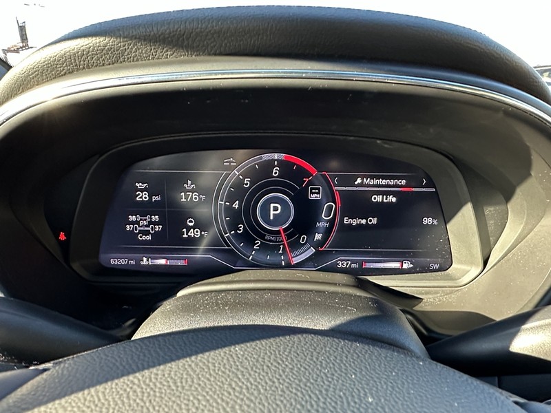 Cadillac CT5 Vehicle Full-screen Gallery Image 26