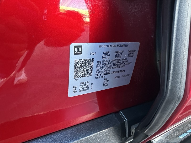 Cadillac Escalade Vehicle Full-screen Gallery Image 20