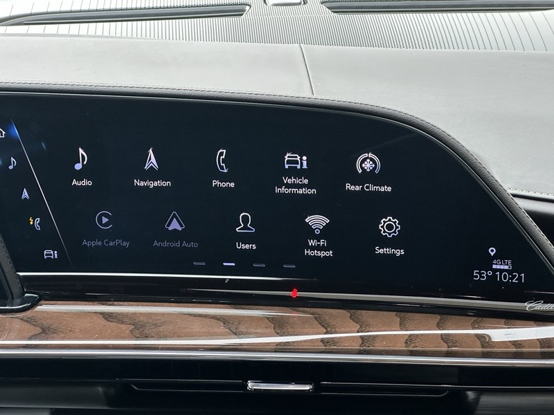 Cadillac Escalade Vehicle Full-screen Gallery Image 12