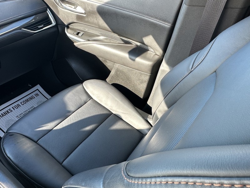 Cadillac XT4 Vehicle Full-screen Gallery Image 22