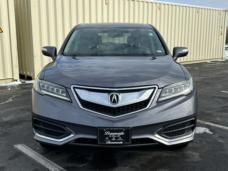 Acura RDX Vehicle Full-screen Gallery Image 02